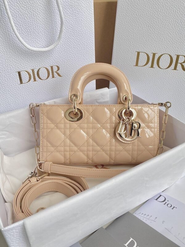 شنطة DIOR